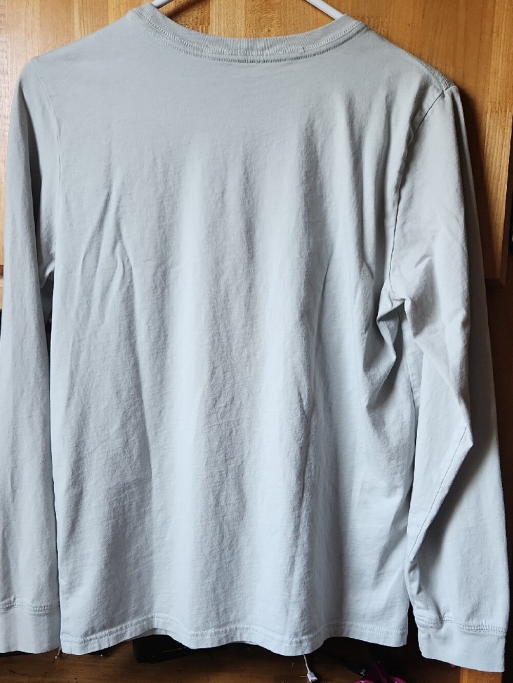 adidas Light Gray Long-Sleeve Tee with Camo Logo, Sz 18-20 - Picture 5 of 10